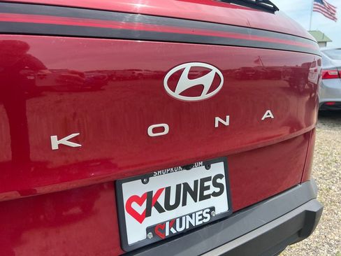 Used 2024 Hyundai Kona SEL FWD image 38
