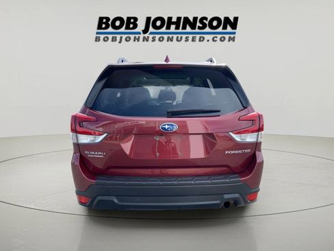 Used 2023 Subaru Forester Limited image 9