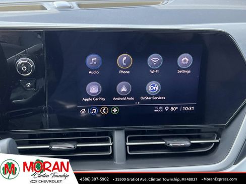 Used 2025 Chevrolet Trax RS FWD image 21