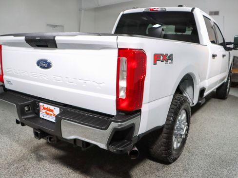 Used 2023 Ford F250 XLT w/ FX4 Off-Road Package image 7