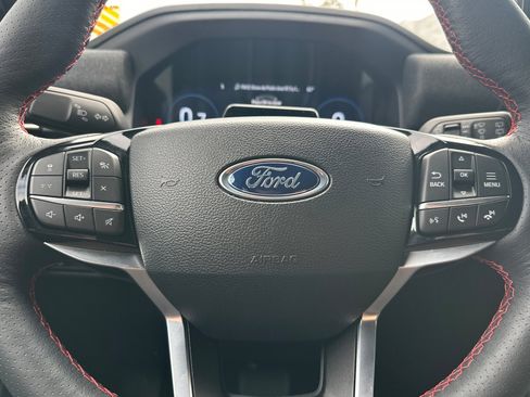 Used 2025 Ford Explorer ST-Line image 25