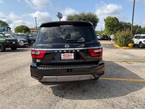 Used 2023 Nissan Armada SV w/ Cargo Package RWD image 6