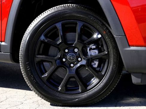 New 2026 Jeep Compass Latitude image 2