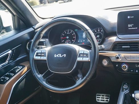 Used 2022 Kia Telluride SX w/ SX Prestige Package AWD/4WD image 17