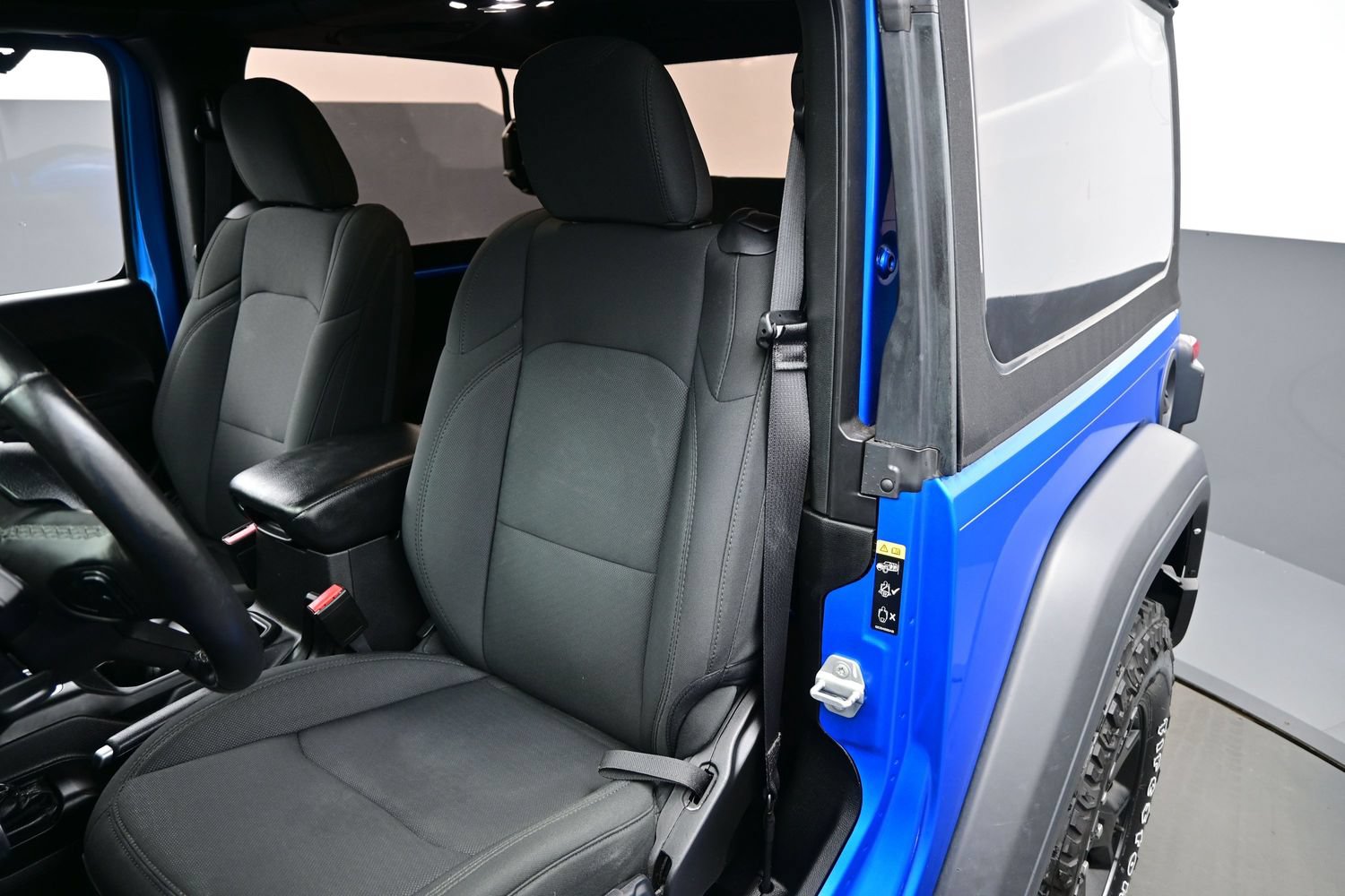 Used 2022 Jeep Wrangler Sport AWD/4WD image 13