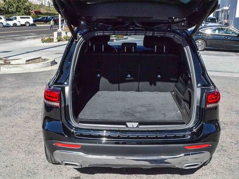 Used 2021 Mercedes-Benz GLB 250 image 27