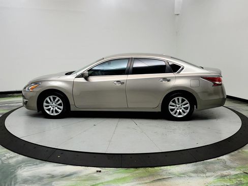 Used 2015 Nissan Altima 2.5 S w/ Power Driver Seat Package FWD image 8