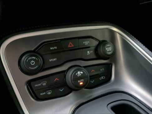 Used 2021 Dodge Challenger SXT w/ Blacktop Package image 32