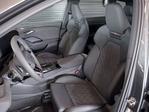 New 2027 Audi SQ6 e-tron Premium Plus AWD/4WD image 5