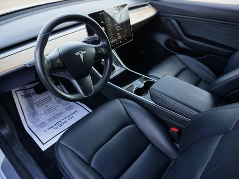 Used 2019 Tesla Model 3 Long Range image 36