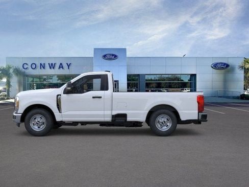 New 2026 Ford F250 XL w/ XL Driver Assist Package RWD image 3