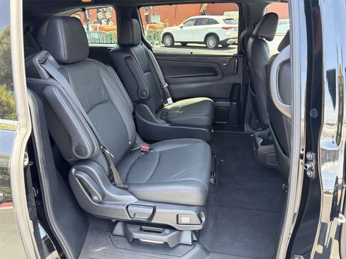 Used 2025 Honda Odyssey Sport-L image 14