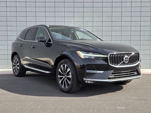 Used 2023 Volvo XC60 B5 Plus AWD/4WD image 6