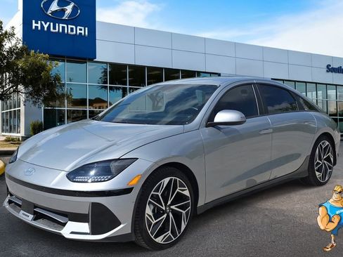 Certified 2025 Hyundai Ioniq 6 SEL RWD image 1