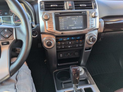 Used 2019 Toyota 4Runner Limited AWD/4WD image 17