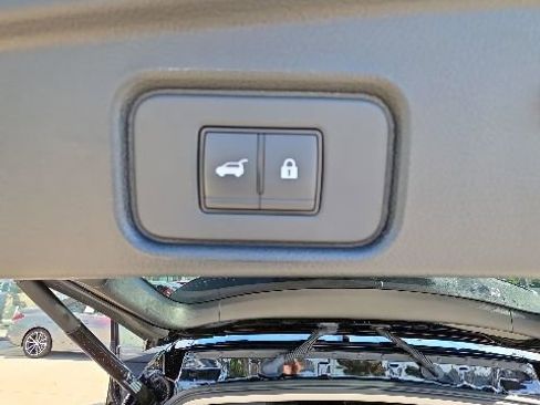 Used 2025 Nissan Pathfinder Platinum w/ Cargo Package AWD/4WD image 29