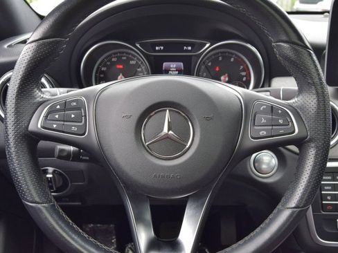 Used 2019 Mercedes-Benz CLA 250 4MATIC image 24