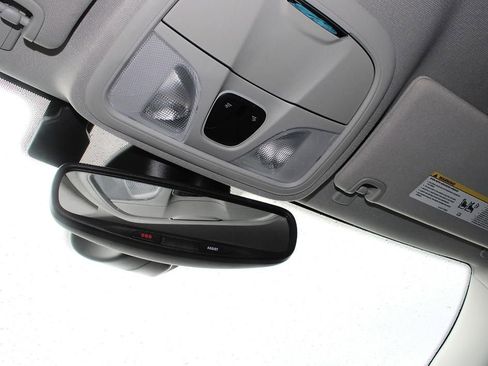 Used 2023 Jeep Cherokee Altitude Lux image 23