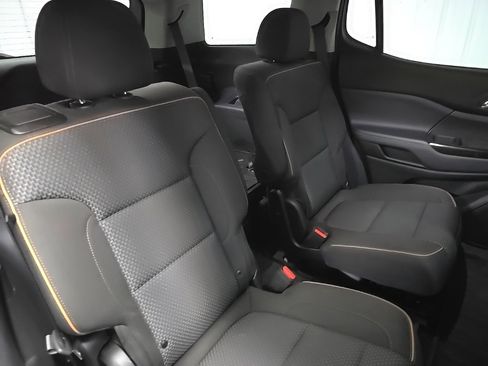 Used 2023 GMC Acadia AT4 w/ Trailering Package image 16