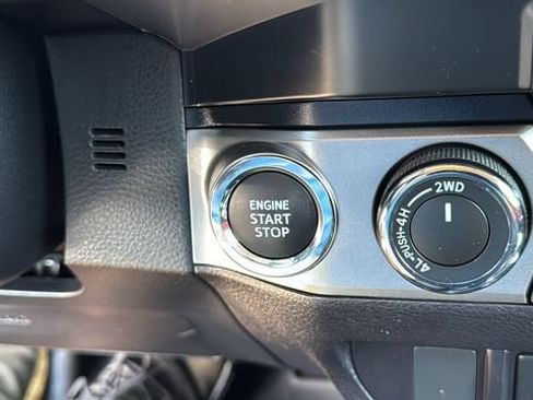 Certified 2023 Toyota Tacoma SR5 AWD/4WD image 19
