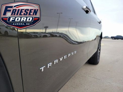 Used 2024 Chevrolet Traverse RS AWD/4WD image 10