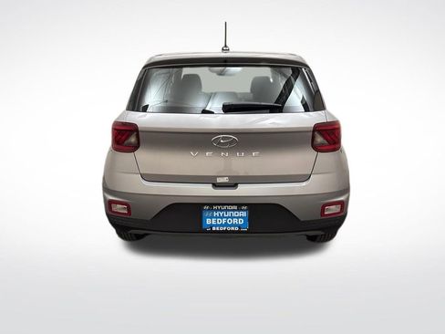 New 2026 Hyundai Venue SE FWD image 6