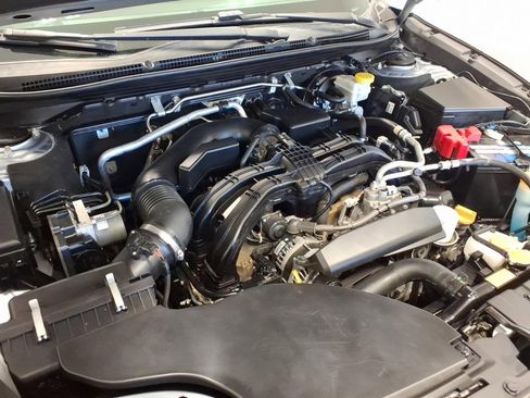 Used 2020 Subaru Outback Limited image 21