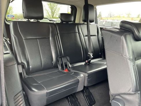 Used 2024 Ford Expedition Max XLT AWD/4WD image 24