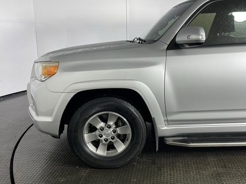 Used 2013 Toyota 4Runner SR5 image 4
