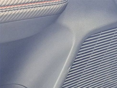 Certified 2025 Nissan Kicks SR FWD image 29