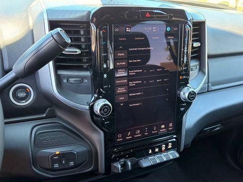 Used 2025 RAM 2500 Big Horn AWD/4WD image 16