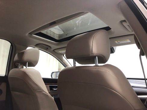 Used 2022 Honda CR-V EX-L image 13