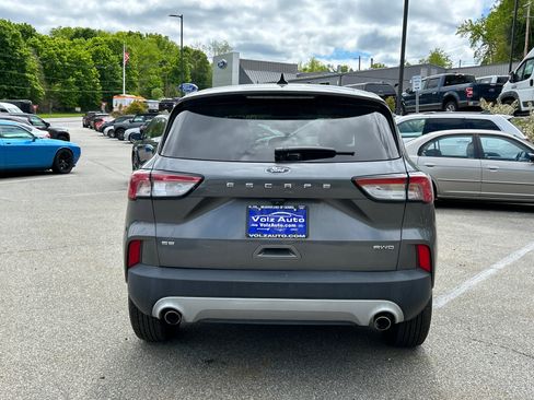 Used 2022 Ford Escape SE w/ Convenience Package AWD/4WD image 3