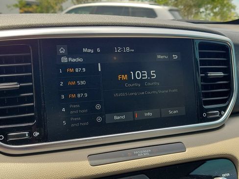 Used 2022 Kia Sportage EX FWD image 23