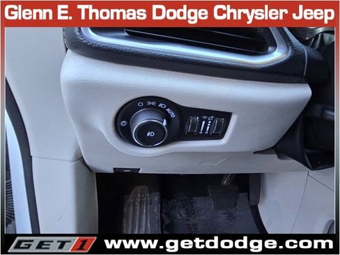 Certified 2024 Chrysler Pacifica Limited image 20