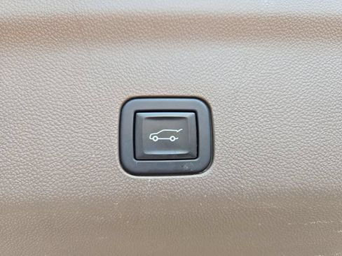 Used 2023 GMC Yukon Denali w/ Max Trailering Package AWD/4WD image 37
