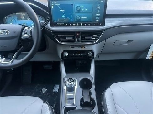 New 2026 Ford Escape SE w/ PHEV Premium Package image 11