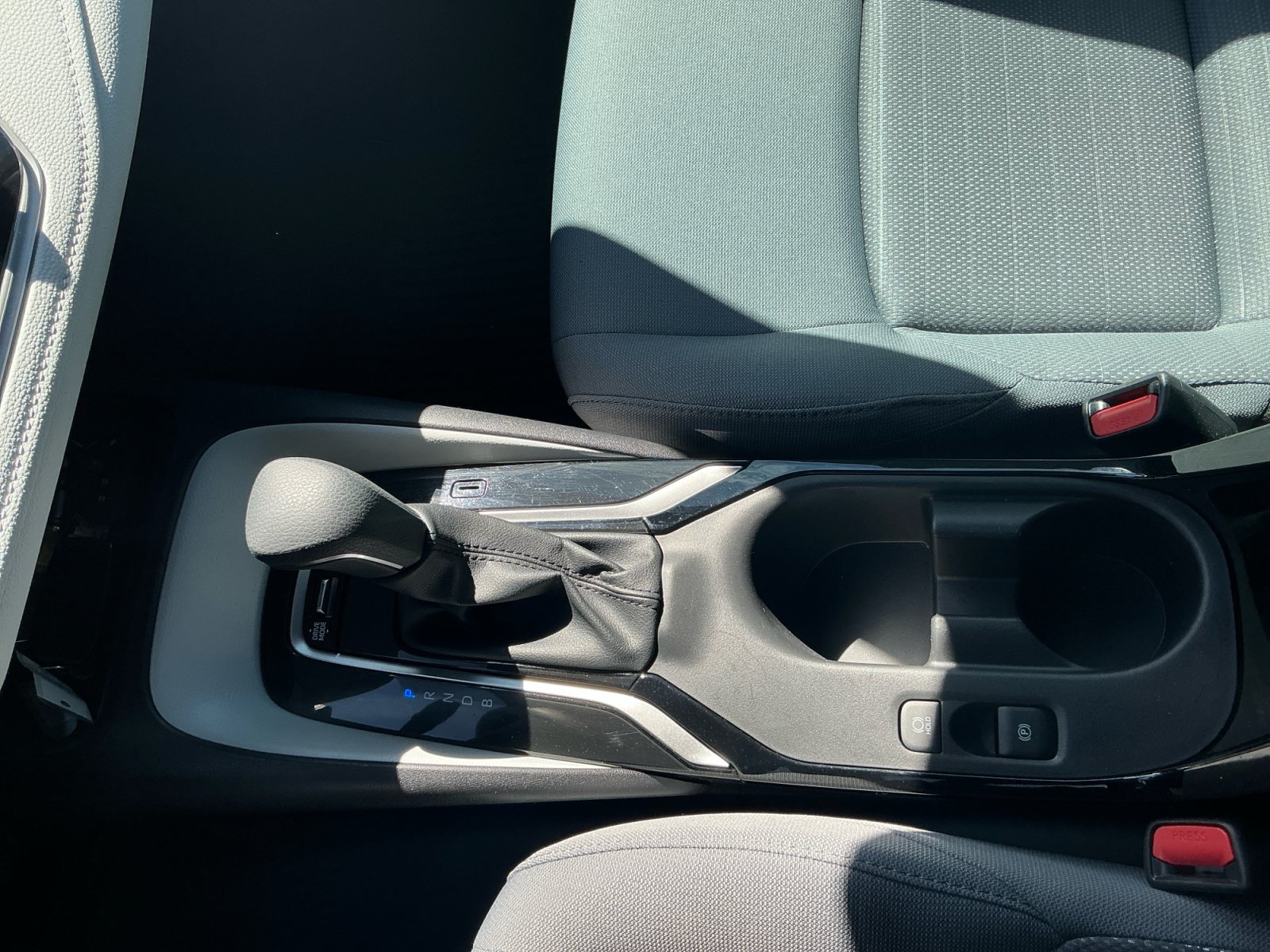 Certified 2025 Toyota Corolla SE FWD image 15