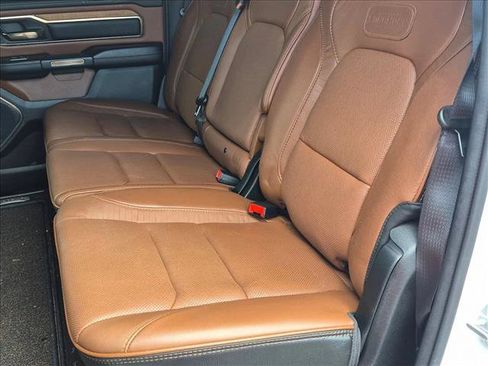 Used 2022 RAM 1500 Limited AWD/4WD image 17