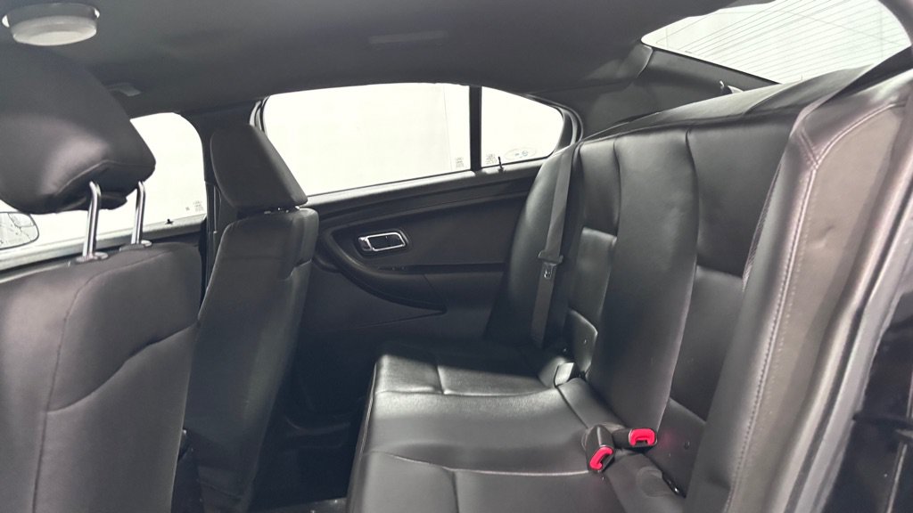 Used 2016 Ford Taurus Police Interceptor FWD image 23
