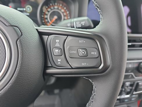 New 2026 Jeep Gladiator Sport AWD/4WD image 17