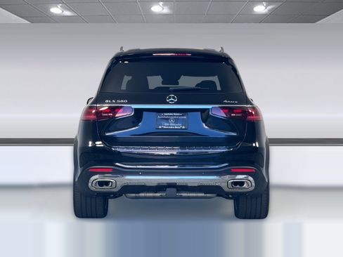 New 2026 Mercedes-Benz GLS 580 4MATIC image 10