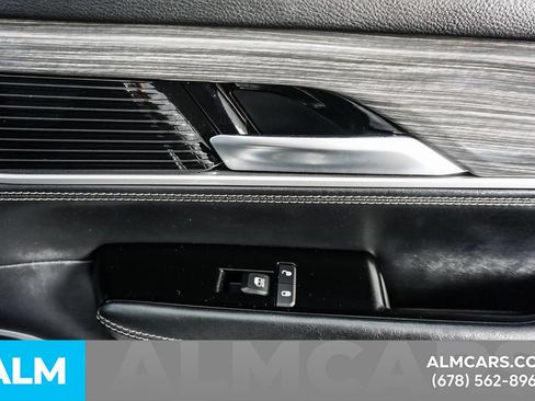 Used 2024 Jeep Wagoneer L Series II RWD image 44