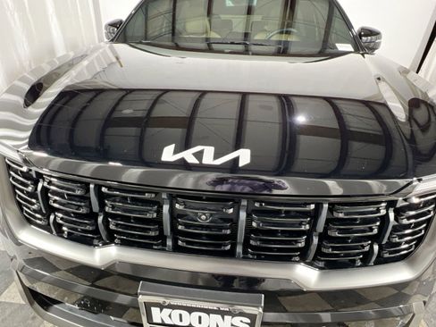 Used 2024 Kia Sorento SX Prestige w/ Olive Brown Leather Package image 12