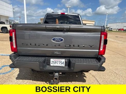 Used 2023 Ford F250 Lariat w/ Sport Appearance Package AWD/4WD image 8