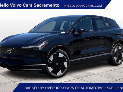 New 2025 Volvo EX30 Plus w/ Protection Package Premier