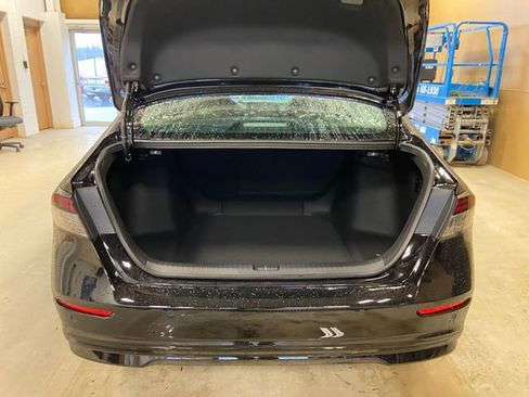 New 2025 Honda Accord EX-L image 18