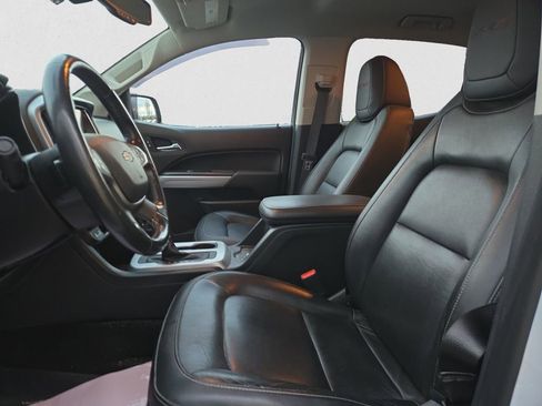 Used 2017 Chevrolet Colorado ZR2 image 3