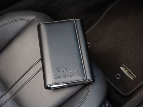 Used 2015 Jaguar F-TYPE S image 39