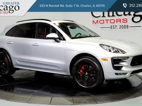 Used 2015 Porsche Macan Turbo image 1